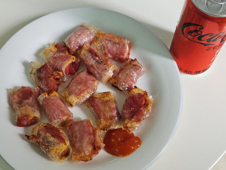 Bacon Rice Paper Rolls