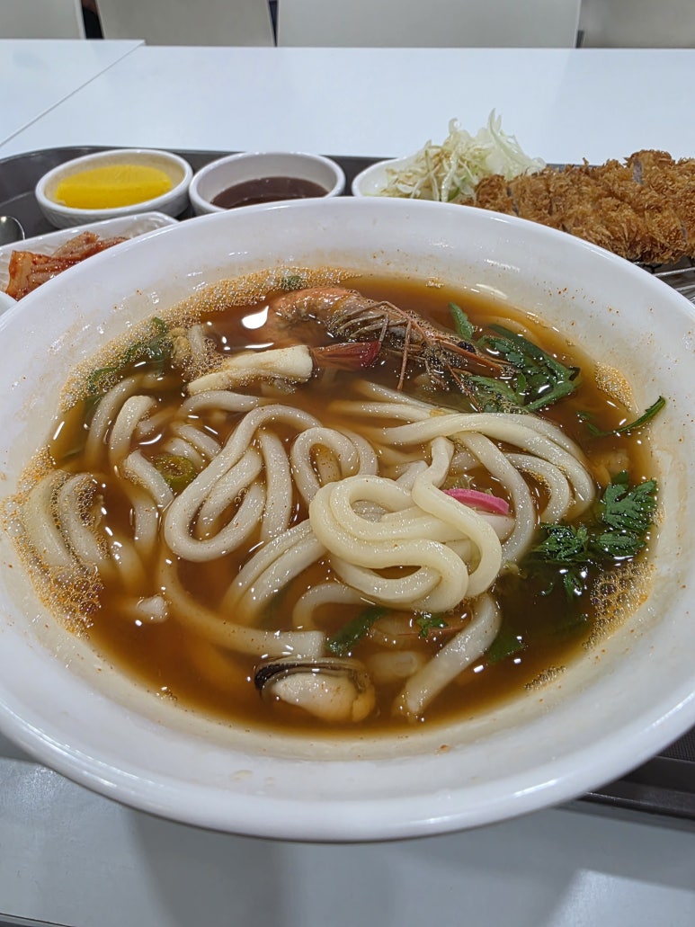 Hanshin Inter Valley Food Court